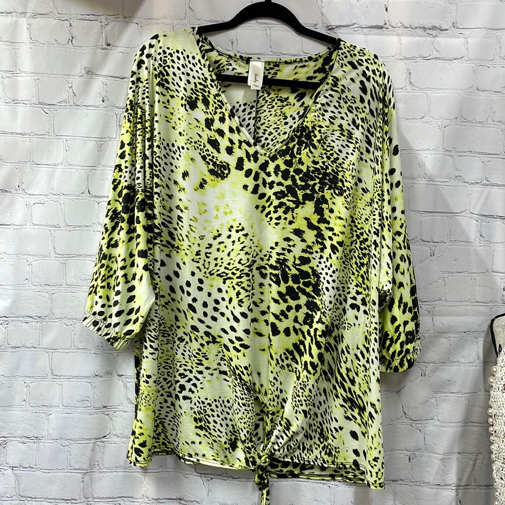 Lovely J neon yellow black animal print front tie V-neck 2x top